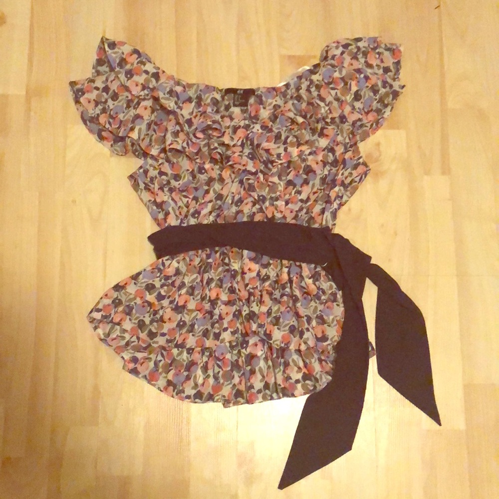 Ruffle Blouse H&M